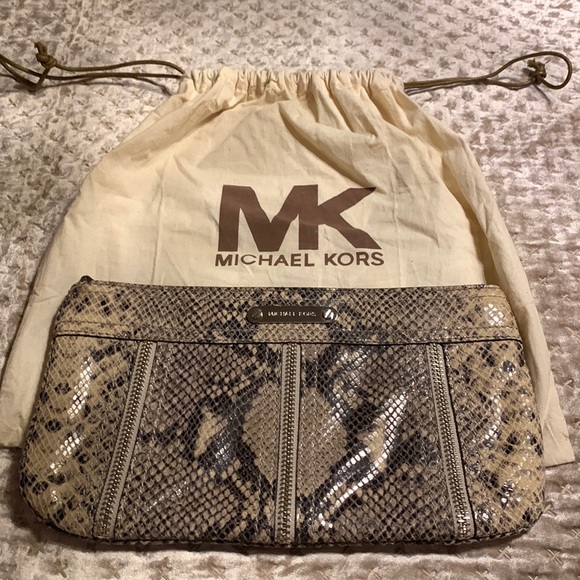 Michael Kors snakeskin clutch purse - Picture 1 of 4